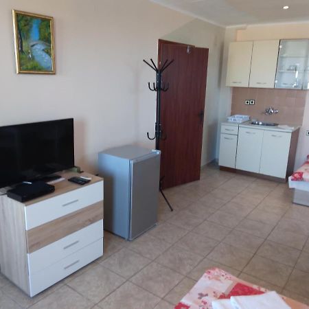 Къща За Гости Семейство Маврови Hotell Rezovo Exteriör bild