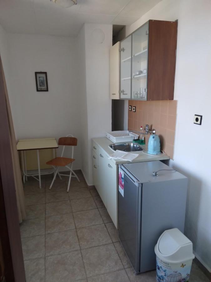 Къща За Гости Семейство Маврови Hotell Rezovo Exteriör bild